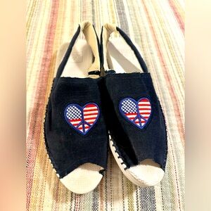 Reef Escape sling back Navy Espadrilles with American Flag Heart, size 10